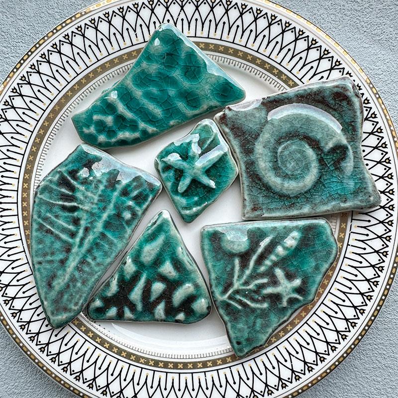 100g Multi Color Irregular Ceramic Mosaic Tiles DIY Mosaic Making Stones for Craft Hobby Arts Wall Decoration Petal oval 917