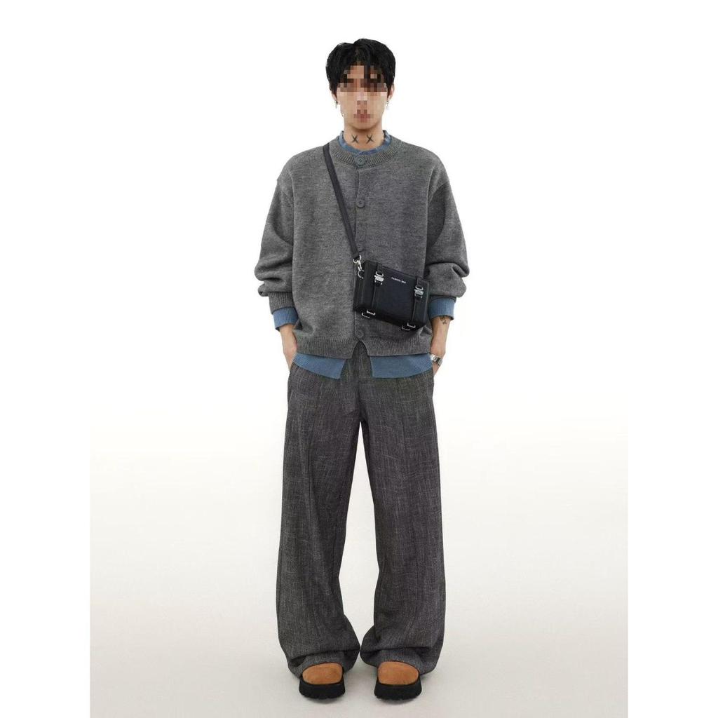 Unisex Retro Academy Style Faux Two-Piece Cardigan for Autumn/Winter - Relaxed Knitwear Trend.