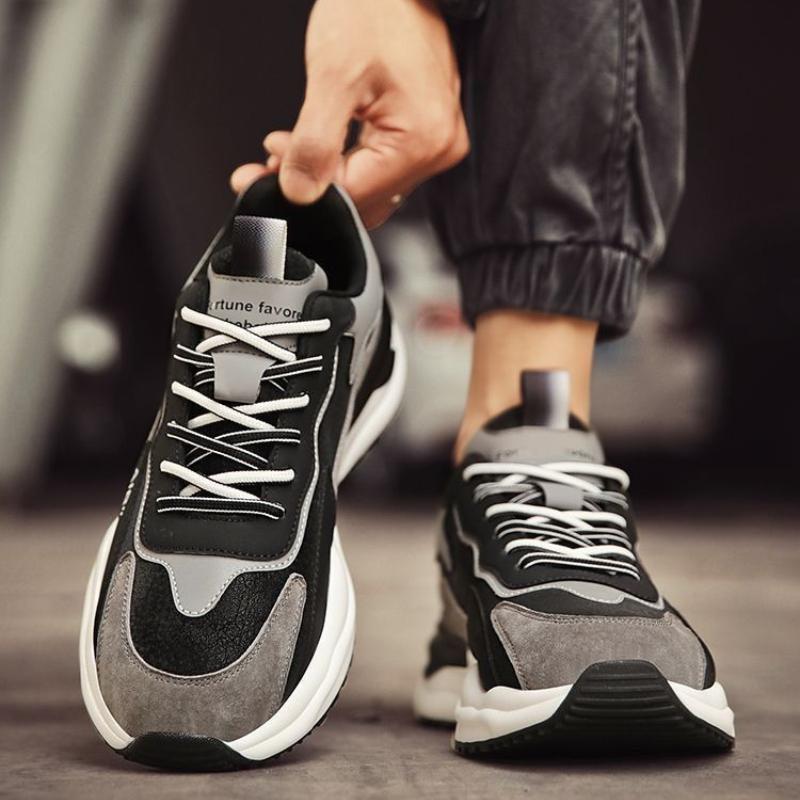 Designer Men's Casual Sneakers Fashion Mens Vulcanized Shoes Leather Outdoor Walking Shoes Non-slip Breathable Shoes for Men New