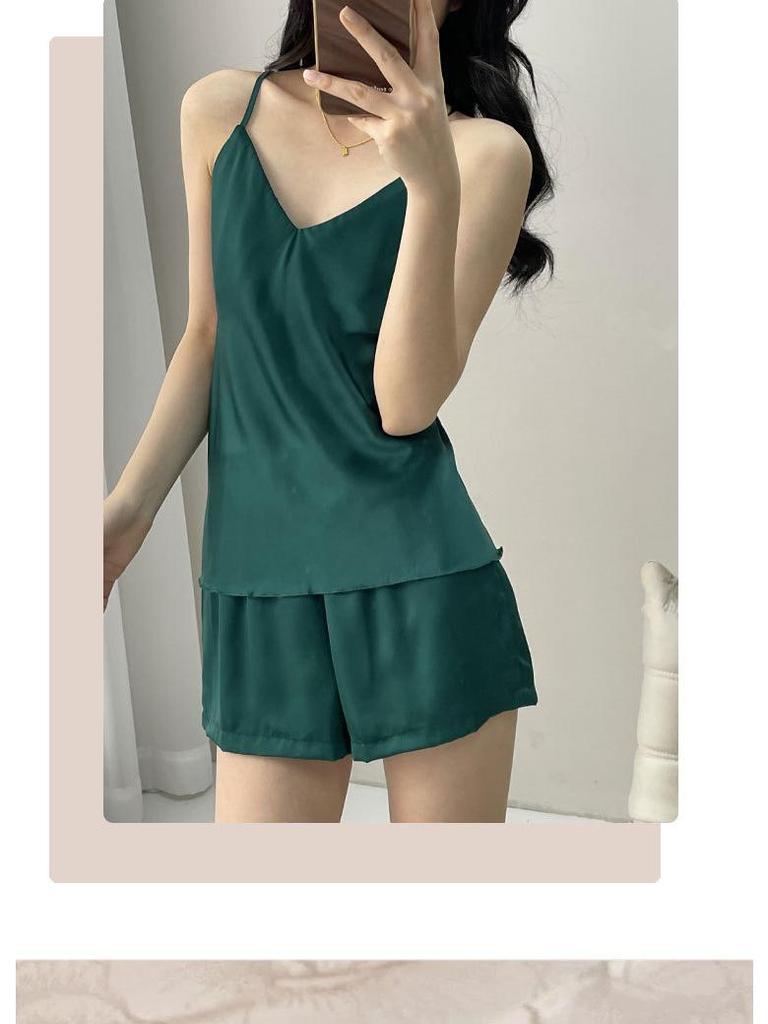 Damski zestaw piżamowy z jedwabiu lodowego na rok 2025: Podkoszulka, Szorty i Szlafrok - Lekki Luksus i Wszechstronność do Domu lub na Zewnątrz.