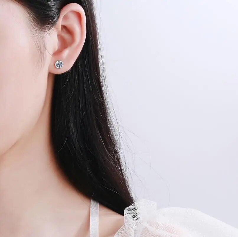 Classic 925 Sterling Silver Moissanite Stud Earrings For Women 5.0mm Simple Round Stud Earrings Anniversary Jewelry Gift