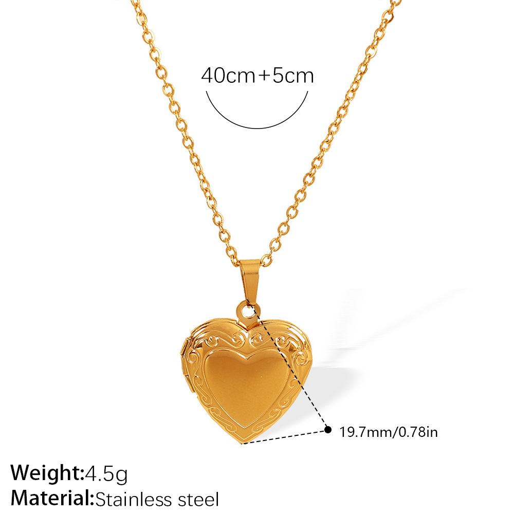 Love Photo Frame Necklace Lettering Mom Heart Pendant Light Luxury Fashion Versatile Necklace Women