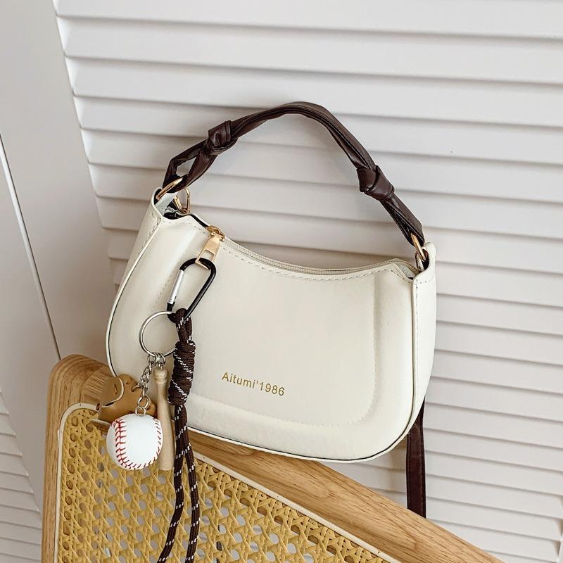 Summer New Commuter Beautiful Fashion Simple Pendant Personalized Retro Shoulder Handbag