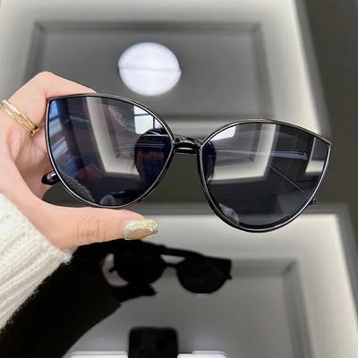 Eleganti Occhiali da Sole Quadrati Donna Uomo Classici Retrò Moda Occhiali Casual Femminile Maschile