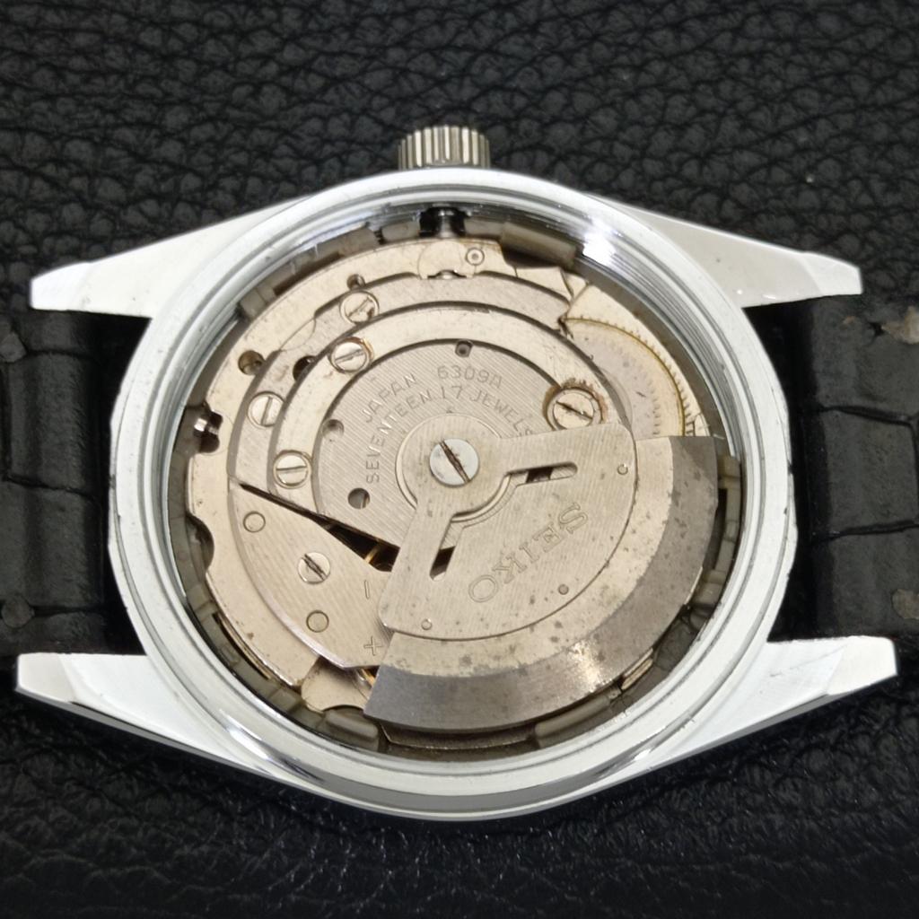 VINTAGE SEIKO 5 AUTOMATIC REFURBISHED JAPAN MENS BLACK DIAL WATCH A440597-4 Sk-a440597