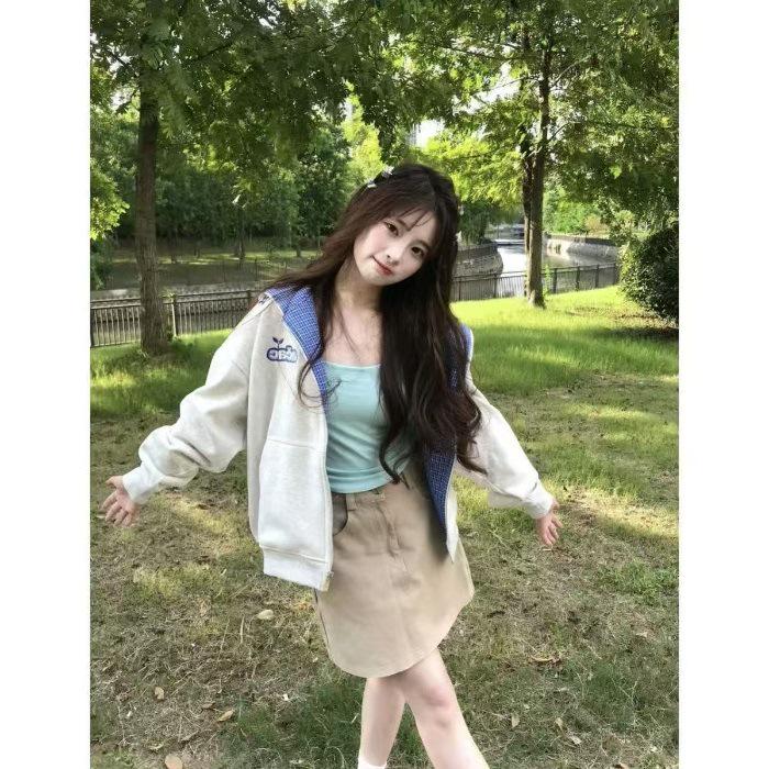 In Stock Women s American Retro Plaid Patchwork Embroidered Hoodie Cardigan - New Loose Heavyweight. Small