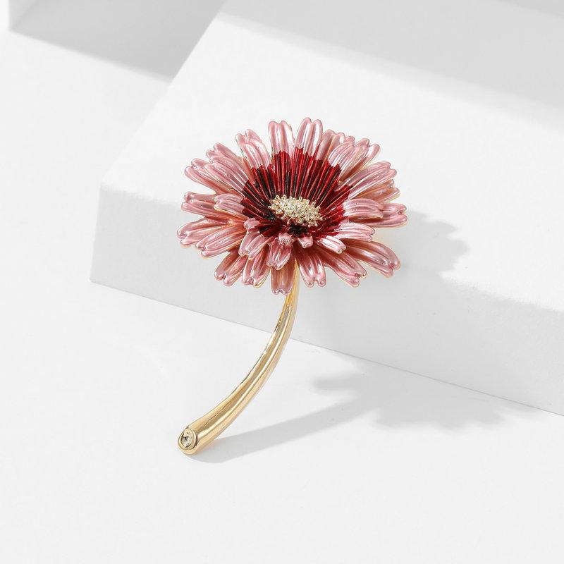 Women Men Fashion Classic Daisy Enamel Badges Brooch Elegant Driping Oil Personal Flower Pin Corsages Accessories For Lady