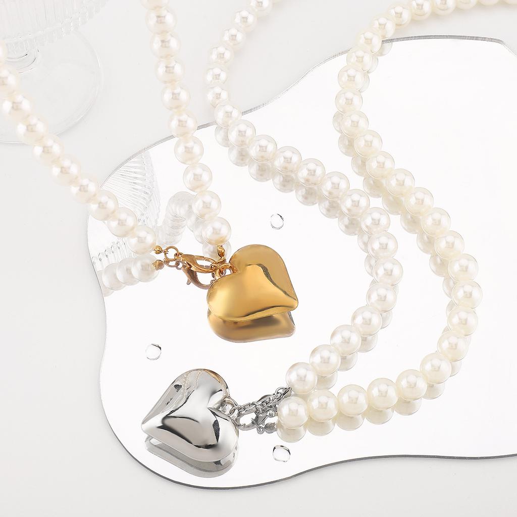 Women European Simple Creative Pearl Sweater Necklace Fashion Popular Heart Shape Multi-Layer Layered Necklace For Women