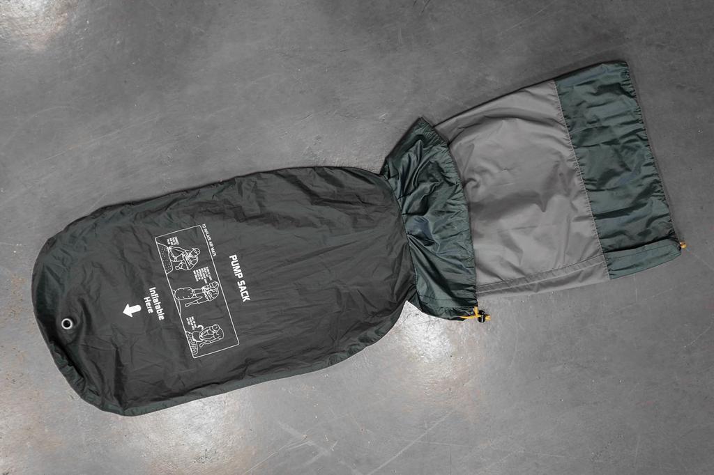 Kakuri Sangyo KAKURI Urethane Air Mattress, Camping Mat, Tent Mat, Hybrid, Disaster Prevention, Small, Compact