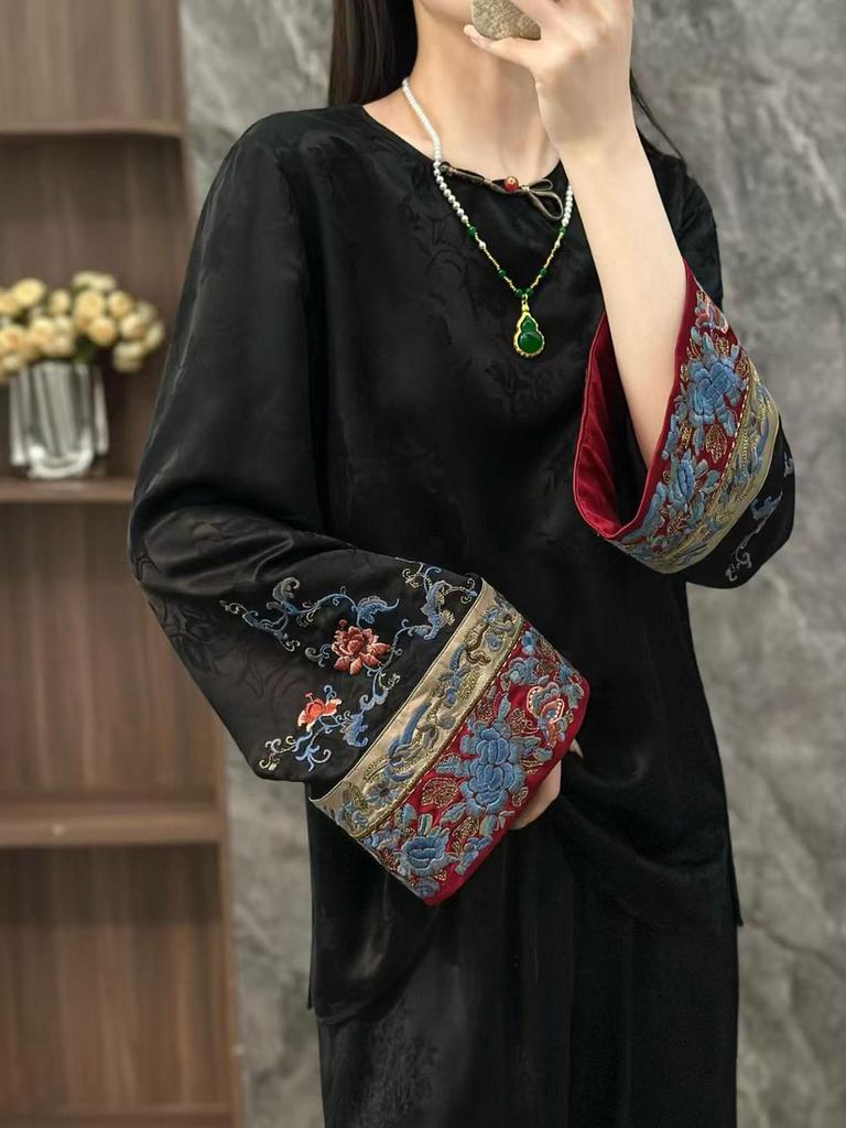 Rong Tai Women's 2026 Spring Frog Button Silk Jacquard Long Sleeve Shirt - Slimming Chinese Style Top