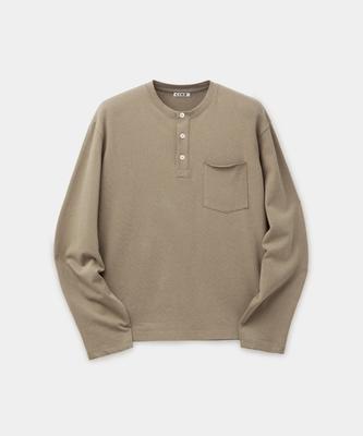Kueo One Pocket Long Sleeve Henley T-Shirt (Olive Khaki)