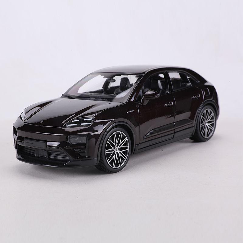 Porsche Macan Turbo 1:24 Die-Cast Model Car