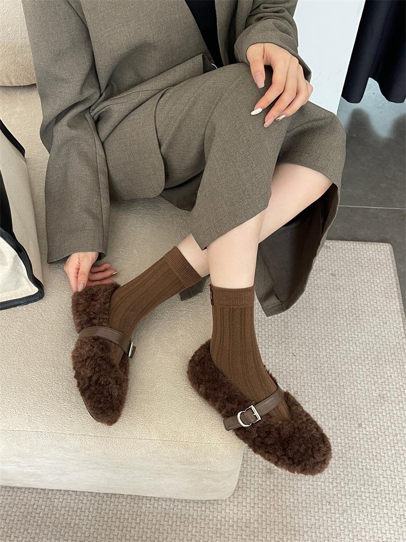 

2025 новая низкая одинарная обувь Мао Мао женская обувь плоская зимняя одинарная обувь 43 темно-коричневого