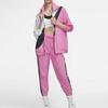 Nike Veste zippée à col cheminée tissée Sportswear Swoosh pour femme, vêtement d'extérieur rose BV3686-610