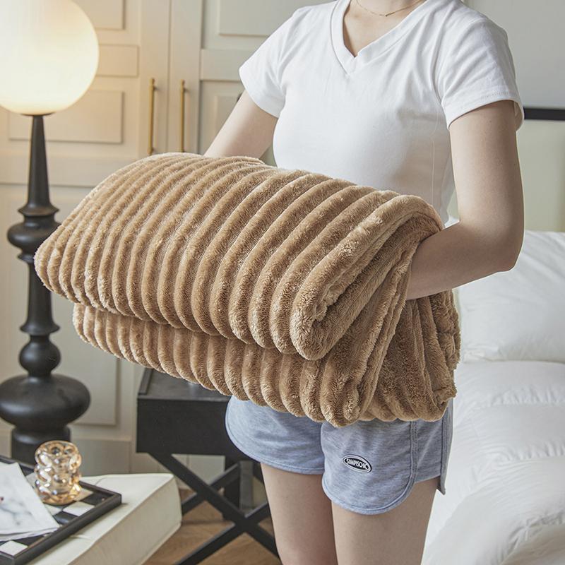 1 Stück Flauschige Korallendecke Klimatisierter Flanellplüsch Bequeme, verdickte und warme, weiche Plüschdecke Bettdecke