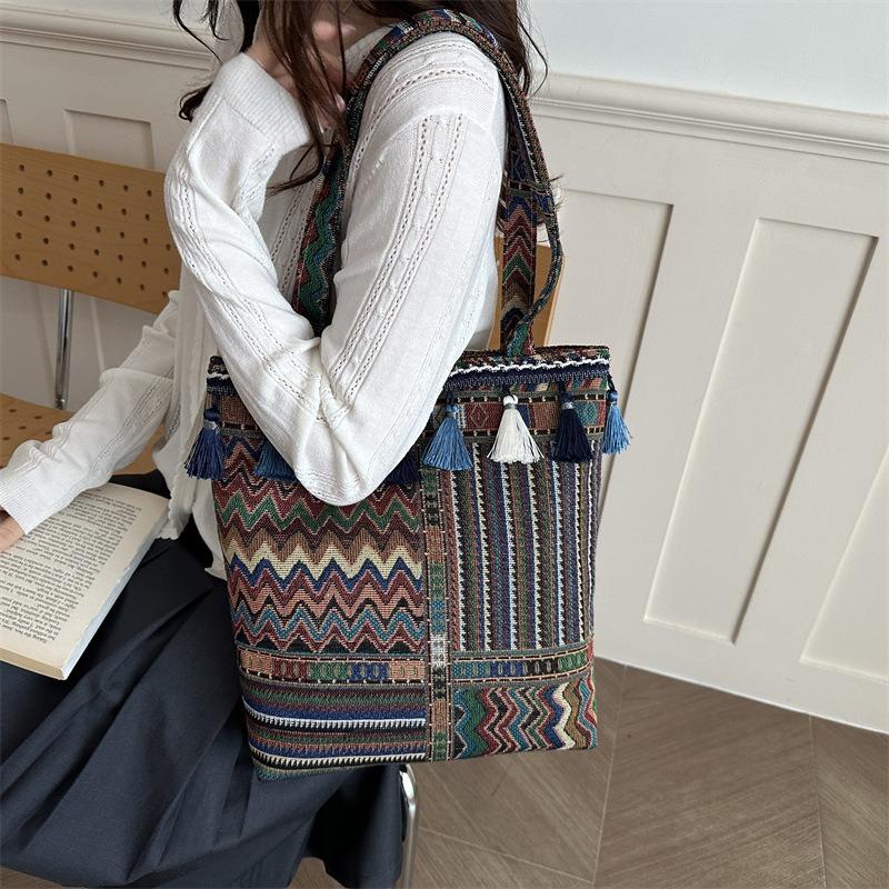Tassel bag summer ethnic style messenger bag new shoulder bag large capacity series travel women's bag yellow