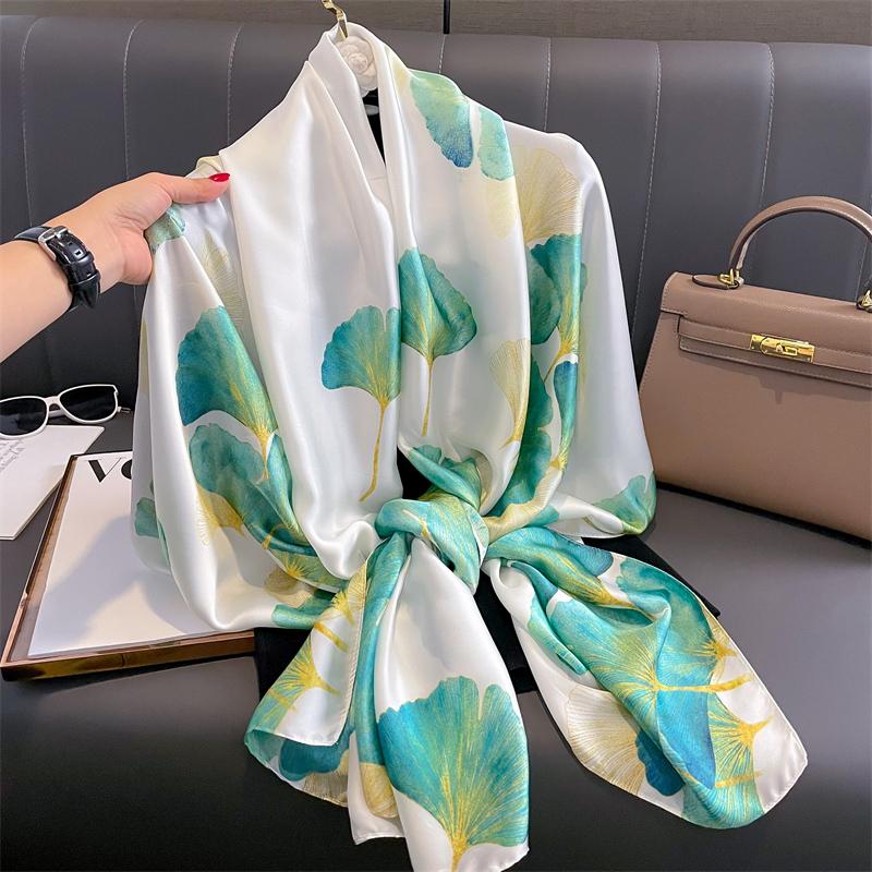 Modny nadruk Duży szal szalik dla kobiet Luksusowy projekt Pashmina Wrap Hidżab Foulard Kobiece plażowe szale Bandana Opaska na głowę Echarpe