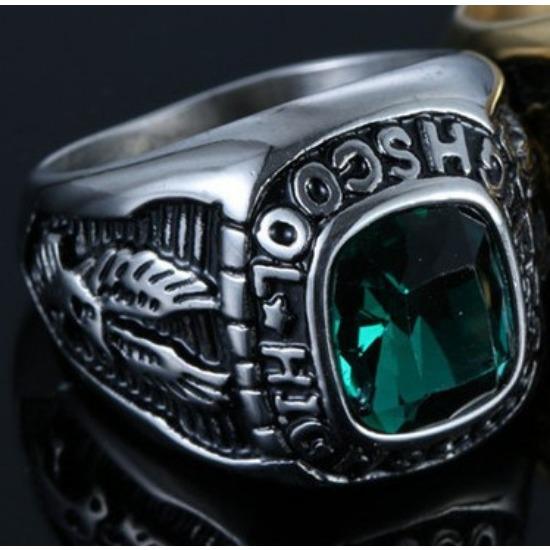 Europeisk och amerikansk titanstål örn bokstav ädelsten ring vintage crompunk hipster rostfritt stål graverad ring