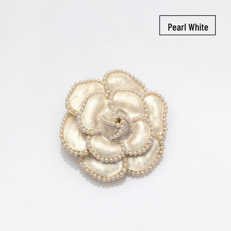 Elegant Vintage Pearl & Black Rose Brooch for Oversized Sweaters
