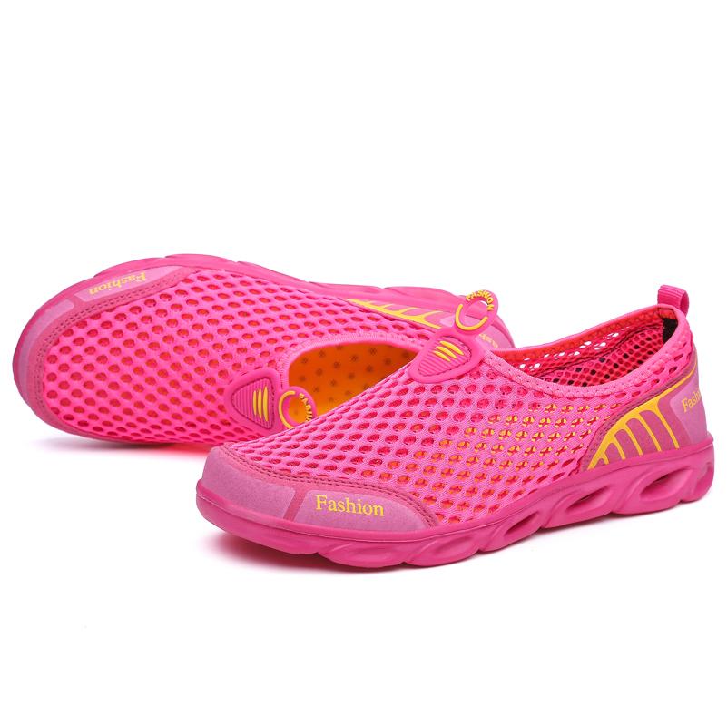 New Mesh Shoes for Men Breathable Summer Lightweight Couple Hiking Comfortable Outdoor Shoes Women Slip on Driving Male Loafers