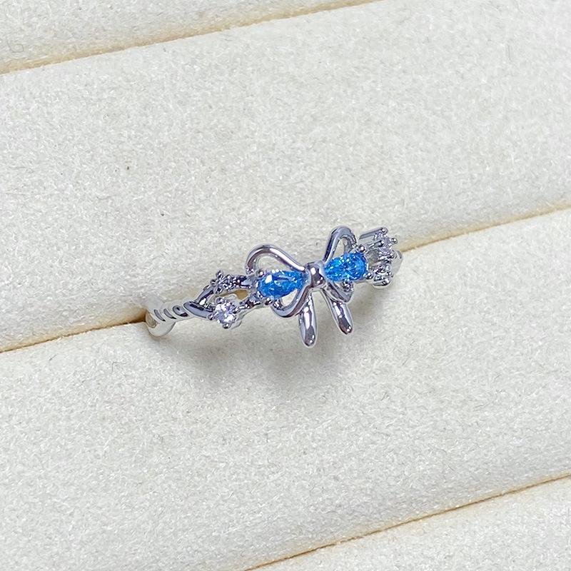 Hongkong-Stil Süßes und Kühles Temperament Mikro-Inlay Zirkon Schmetterling Persönlichkeit Öffnungsring Damen Super Fee Nische Leichter Luxus Index