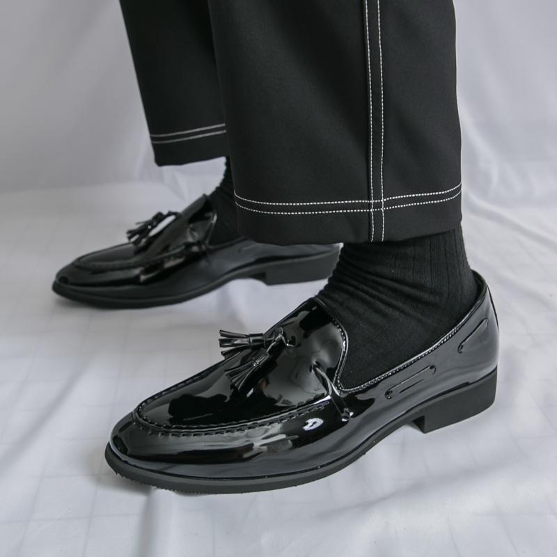 Brand Tassel Loafers Shoes Men Slip on Driving Mens Comfortable Leather Shoes Men Wedding Trends Business Casual Shoes