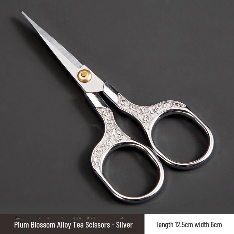 Plum Blossom Retro Embroidery Scissors - Stainless Steel, Portable for Cross Stitch and Thread Cutting