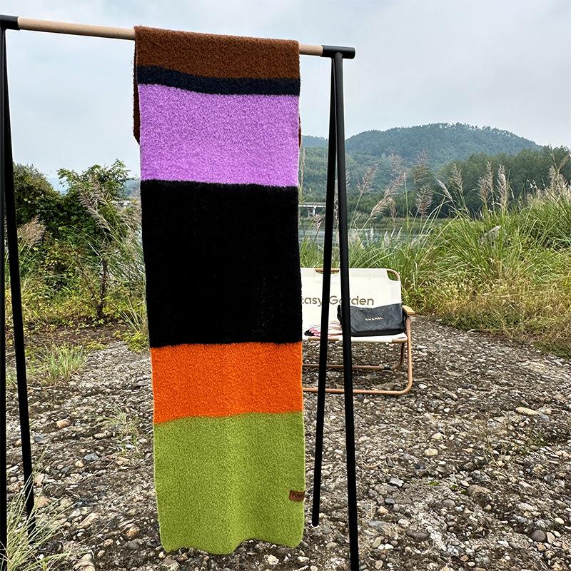 Dopamine rainbow scarf women's autumn and winter new niche design shawl thickened warm high-end long scarf