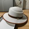 Spring and Summer British Retro Women's Flat Top Top Top Hat, Sunshade and Sun Protection Beach Hat, Fashion Casual Black Jazz Hat, Straw Hat.