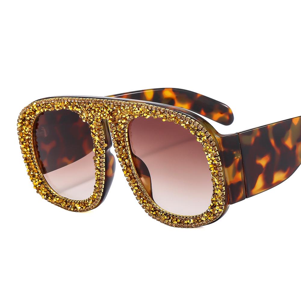 

European and American Women s Luxury Diamond-Encrusted Large Frame Sunglasses: Trendy Handmade Fashion for Parties and Runways. золотий/алмаз