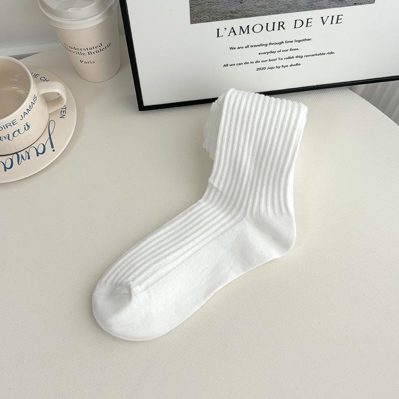 Knee-high Socks, Women's Knitted Socks, Anti-slip Thigh-wide Stockings, and Loose Socks for The Elderly During Postpartum Confinement