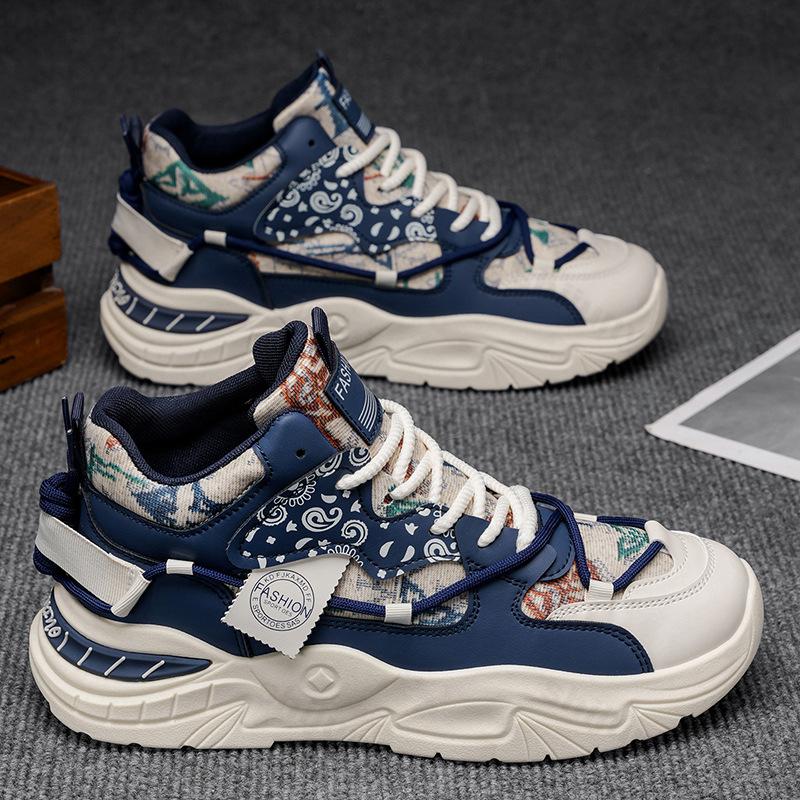 Herren vulkanisierte Schuhe Herbst Neu Höhe erhöhend Rutschfest Outdoor Laufschuhe Komfort Mode Schnürung Lässige Plateau-Sneaker