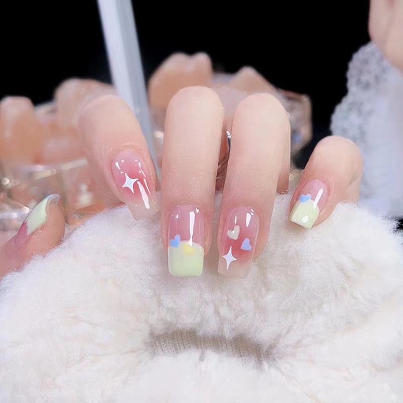 Simple French Gradient Detachable Press-On Nails: Short, Whitening False Nail Tips.