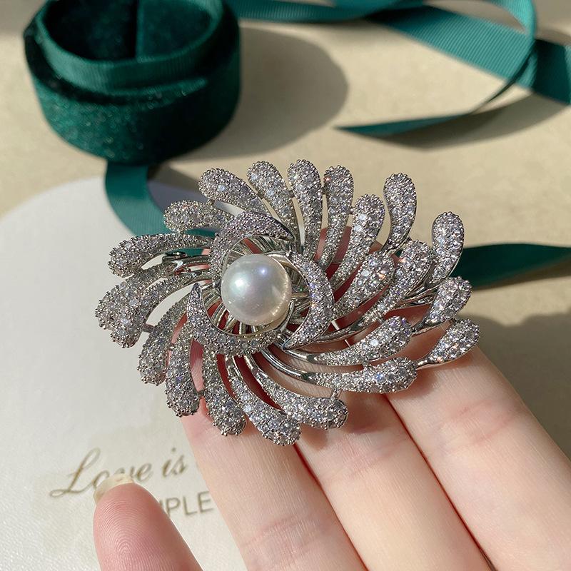 DIY Copper-Plated Gold Zircon Sunflower Brooch with Pearl Corsage Setting