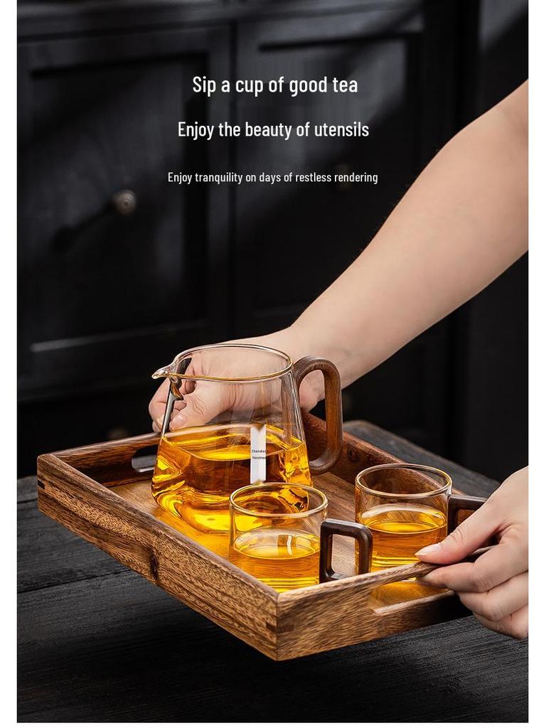 Wooden Handle Glass Gong Dao Bei: High-Temperature Resistant, Thickened Filter Tea Infuser Cup Set