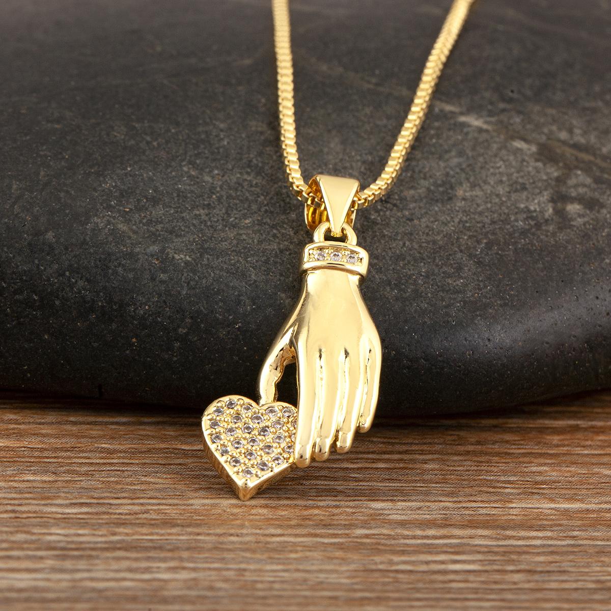 

Nidin Classic New Design Love Letter Hand Held Heart-shaped Charm Pendant Necklace For Women Birthday Chain Link Jewelry Gifts