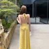 French Retro Yellow Plaid Neck Dress Women's Summer New Seaside Vacation Style Slim and Slim Skirt