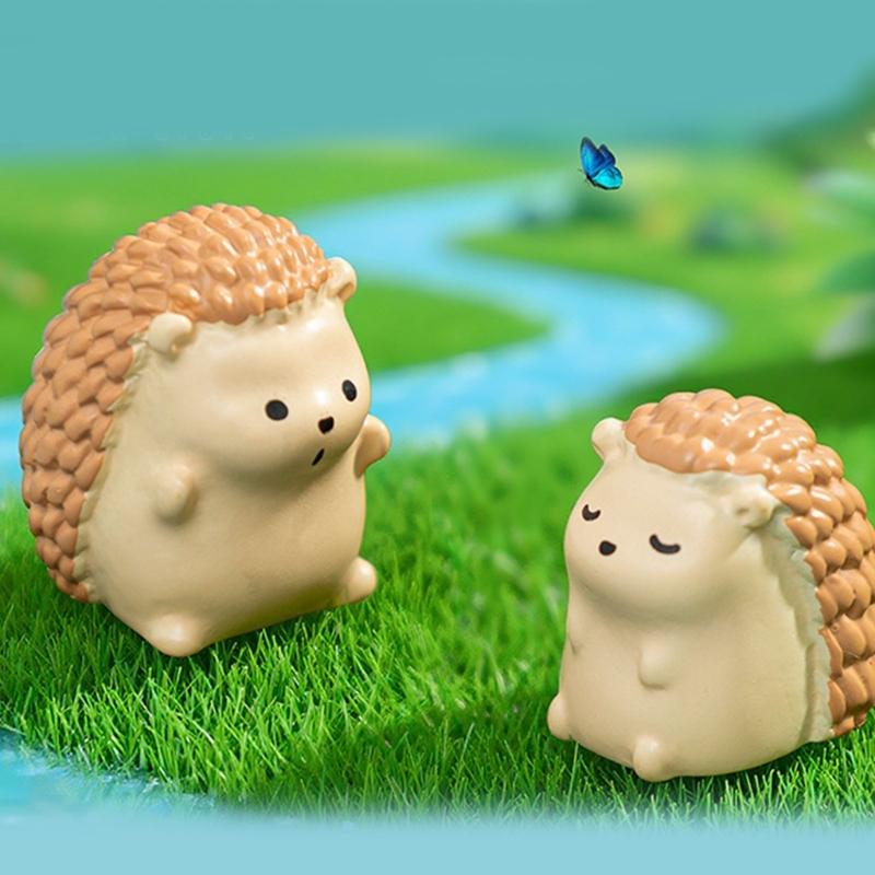 Set of 7 Cartoon Hedgehog Miniature Sculptures Tabletop Ornaments for Garden Landscape Decoration Terrariums Art Gift