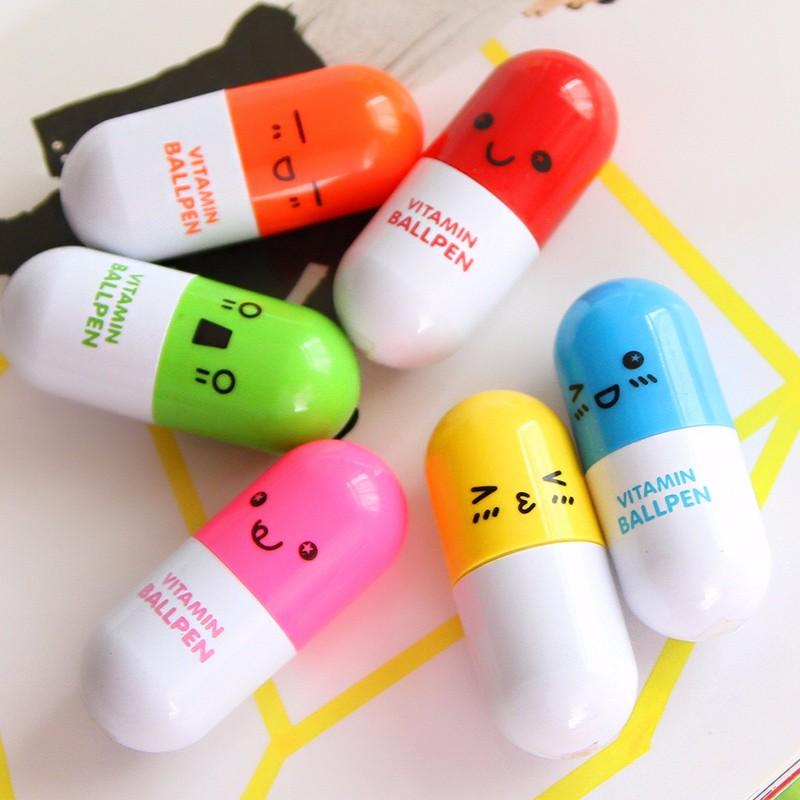 6 st Söt leende ansikte Pill Kulspetspenna Nyhet Brevpapper Teleskopisk Vitamin Kapsel Kulpenna För skolbruk