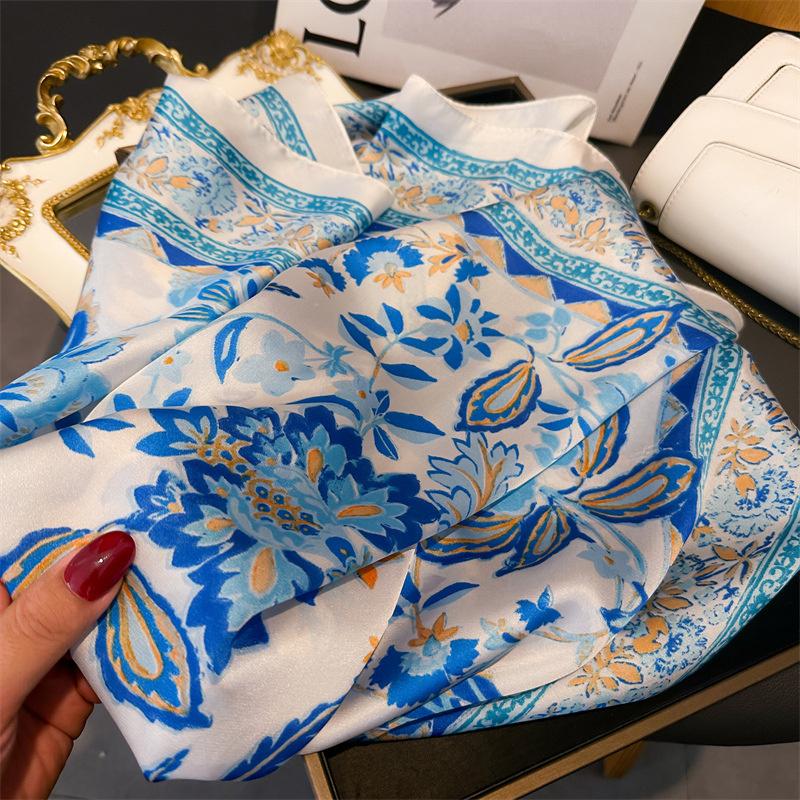 Neue Mode 70X70cm Bedruckter Damen Schal Pashmina Seidenschal Quadratisches Tuch Dekorative Kopfbedeckung Hals Luxus Design Bandana