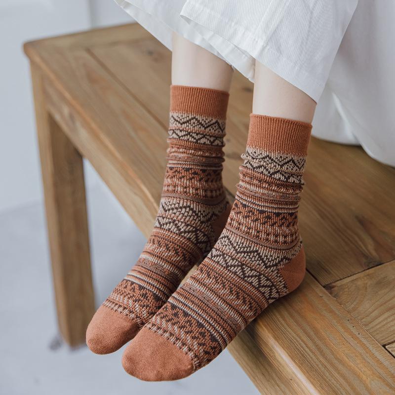 5 Pairs of Female Spring and Autumn Retro Folk Wind Tube Pile Socks