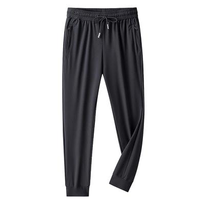 Unterteile – Hosen & Kniehosen
