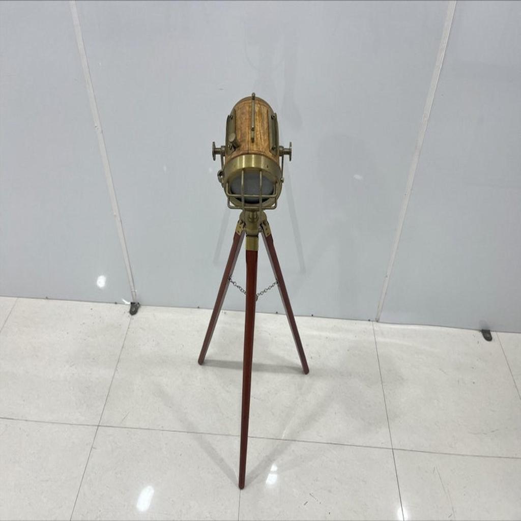 Décor Nautical Spot Light Floor Lamp Handmade Wooden Tripod Brass Antique Marine Studio Searchlight