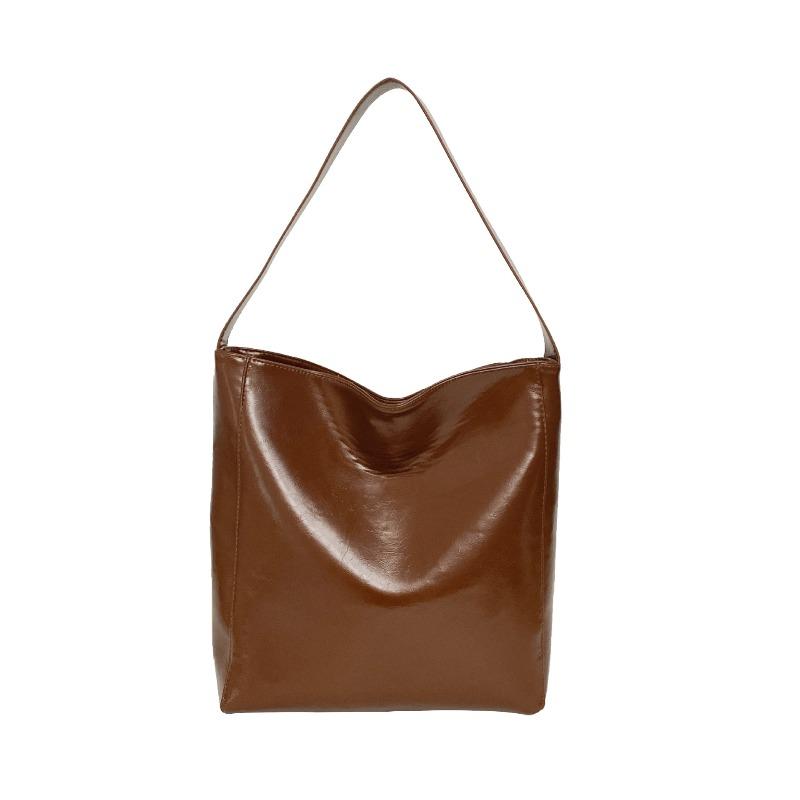 Large-capacity Retro-style Single-shoulder Bag, Popular for Commuting, Bucket Bag with Simple Design