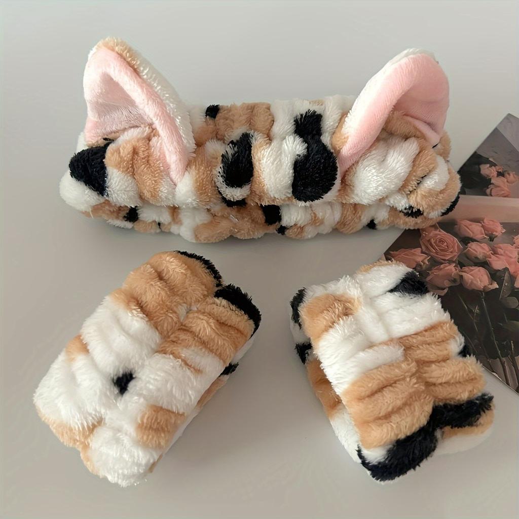Cute Plush Headband Wrist Strap Set, Cartoon Cat Ear Shaped Wash Up Headband Kit, for Washing and Makeup in Autumn and Winter.