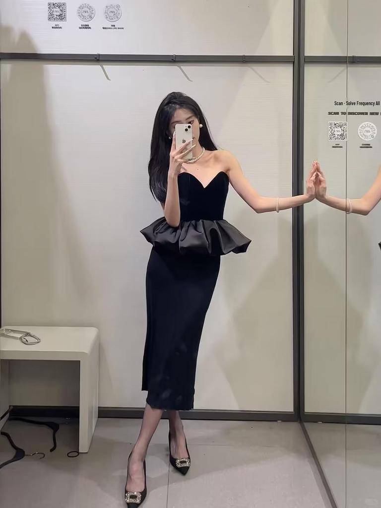 Zimní sametový top bez ramínek se srdíčkovým výstřihem pro ženy