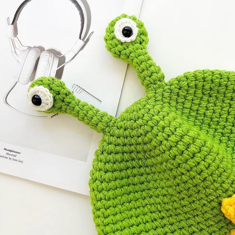 New Super Cute Funny Hat for Women Handmade Knitted Ear Protection Winter Warm Frog Wool Hat