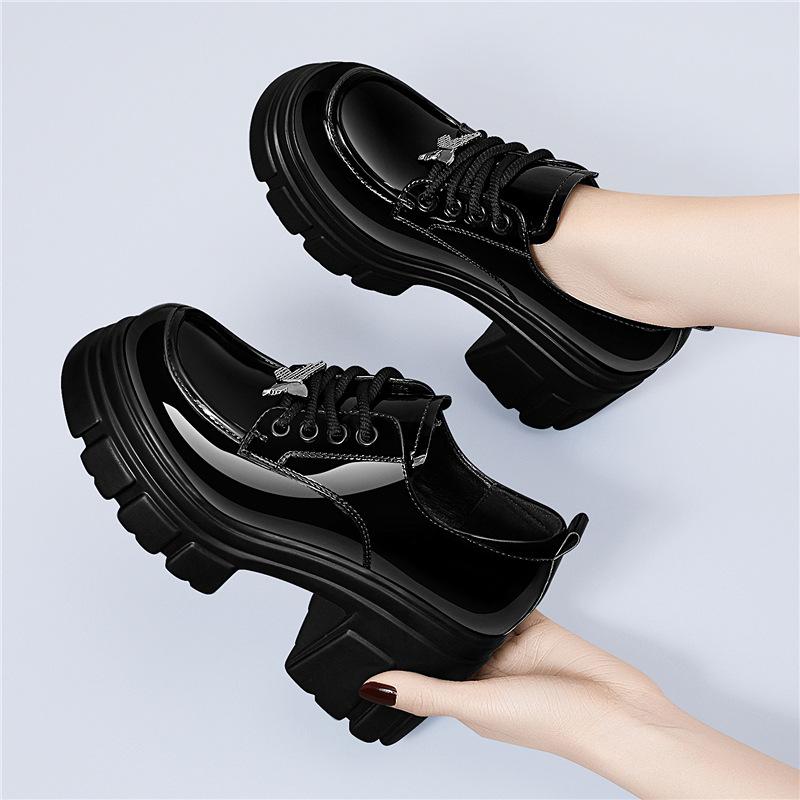 (Broken size will not be replenished) New spring and summer thick-soled black small leather shoes, small inner height increase women's shoes, loafers