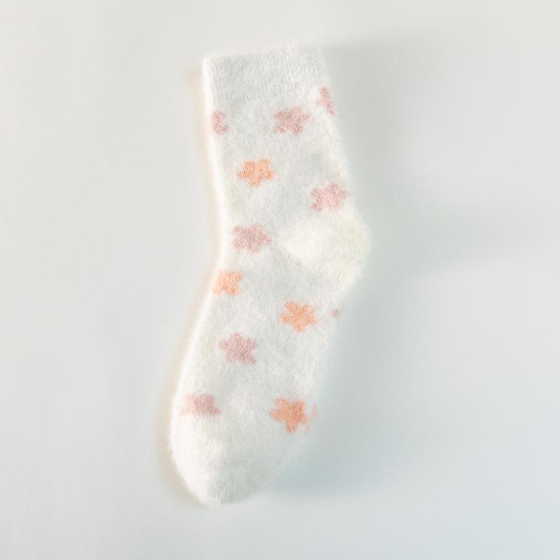 Autumn And Winter New Socks Women Thickened Warm Imitation Mink Velvet Sweet Fruit Ladies Home Floor Socks Sleep Socks