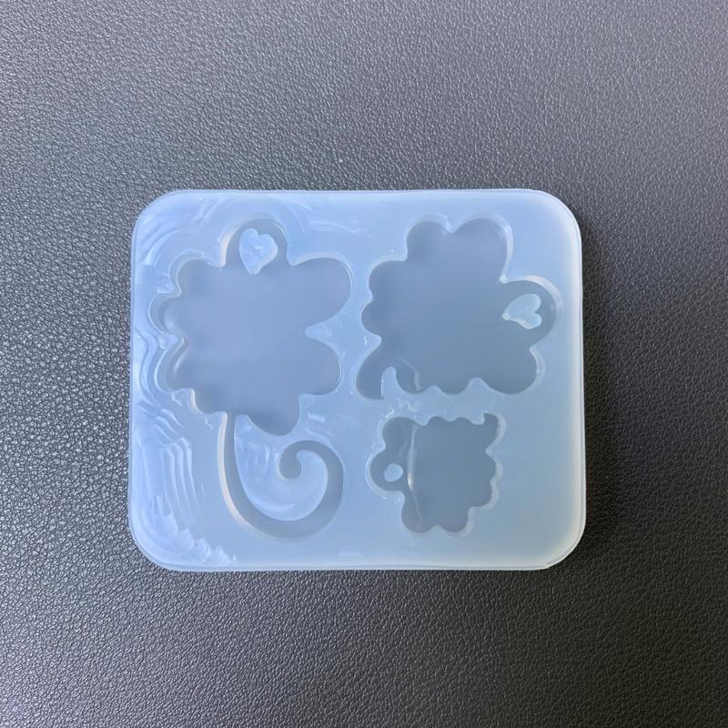 Silicone Mold Clovers Accessories Molds Practical Epoxy Resin Keychain Pendant Ornaments Mould Jewelry Making Supplies